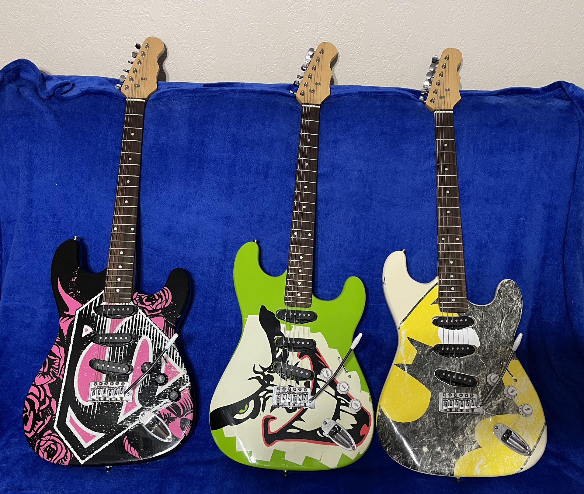 Lot Of 3 Electric Guitars Batman Joker Superman