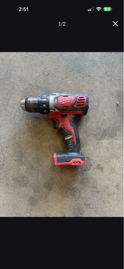 Milwaukee M 18 drill