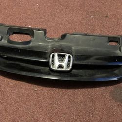 2001-2005 Honda Civic OEM front bumper grill