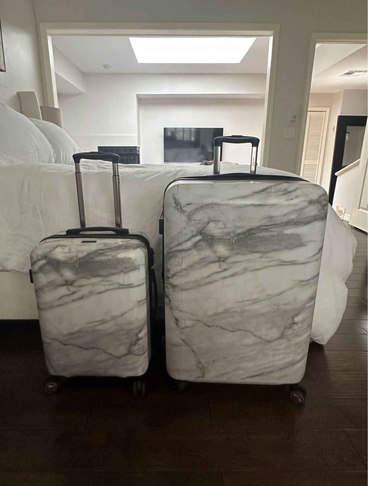 2 Piece hard Luggage Suitcase Set CALPAK