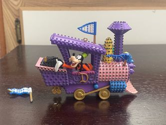 Hallmark Keepsake 2025 Disney Electrical Parade Goofy On Train Ornament