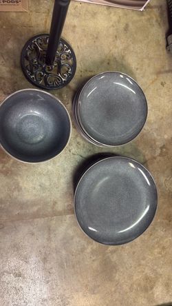 Gray Reactive Glaze Dinnerware Set