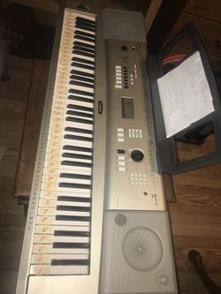Yamaha YPG - 235 keyboard