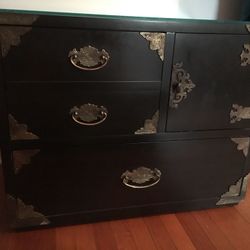 Vintage Vanleigh Black Cabinet