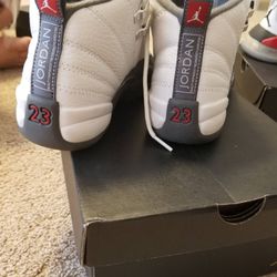 Jordan 12 (GS) Size 4 