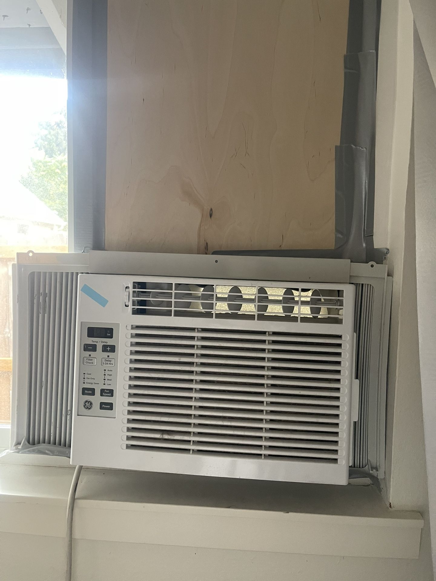 Air Conditioning Unit