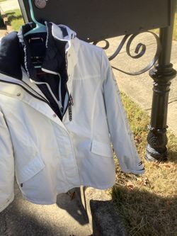 Brand New Tommy Hilfinger Sweater