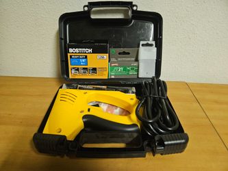 Arrow ETFX50 Electric Staple + Nail Gun (with Hard Case & Extras)