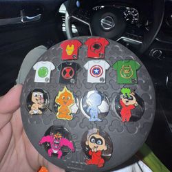 Disney Pins 