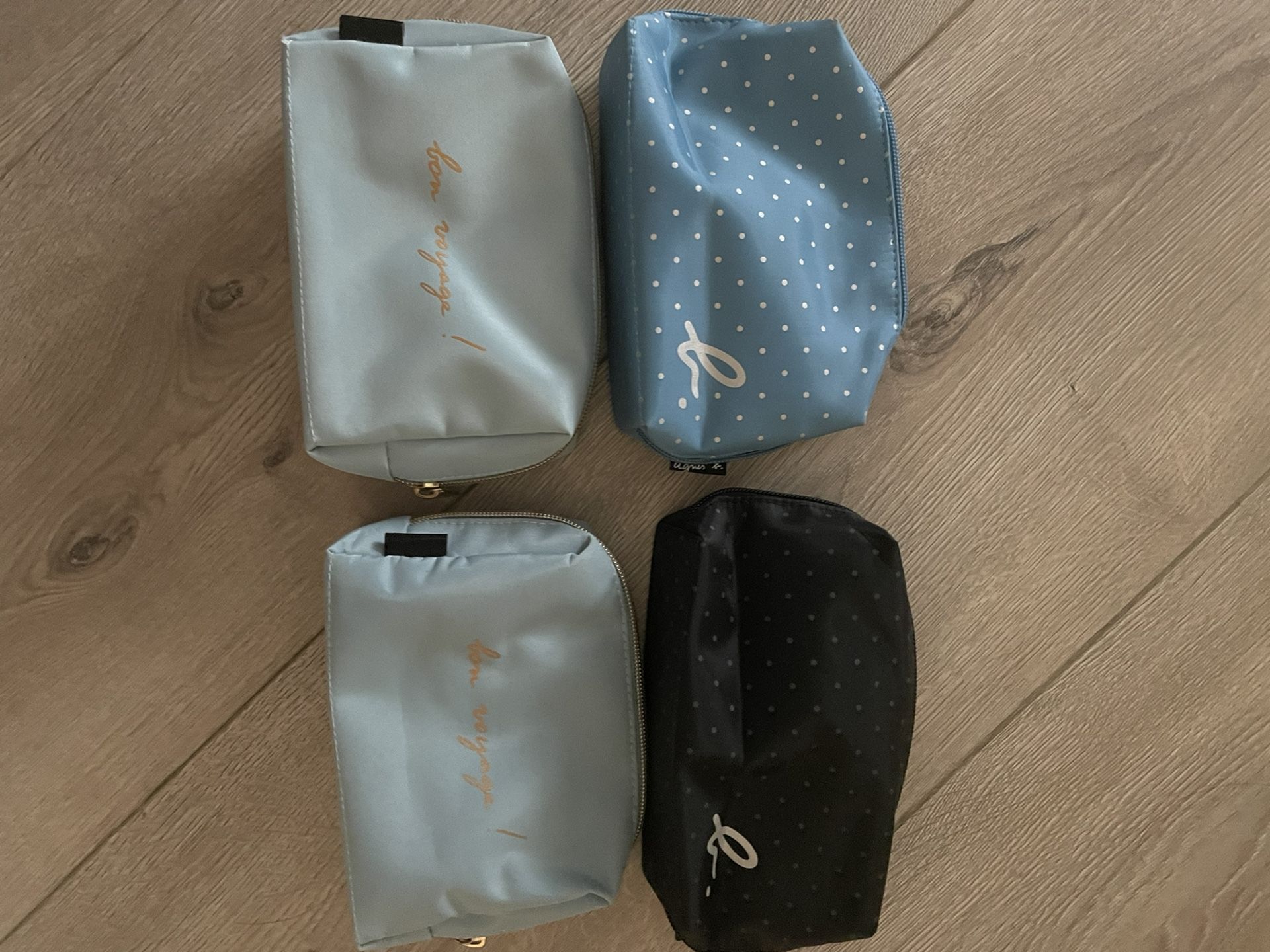 Agnes b Make Up / Cosmetic Bags