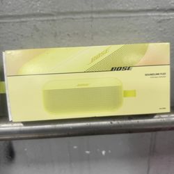 Bose Sound link Flex speaker