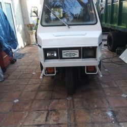 Triciculo Cusman .hot Dod Food .