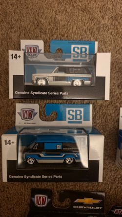 M2 Machines Genuine Syndicate Series Die-Cast Cars (2)