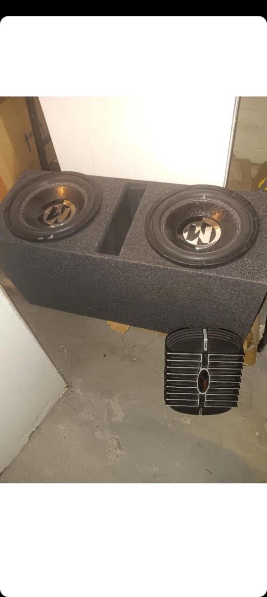 Memphis Speakers & Rockford Fosgate Punch Amplifier 