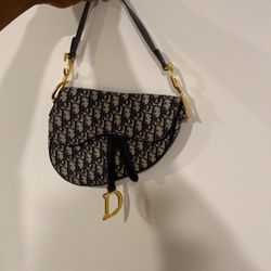 Women’s Dior Saddle Bag 