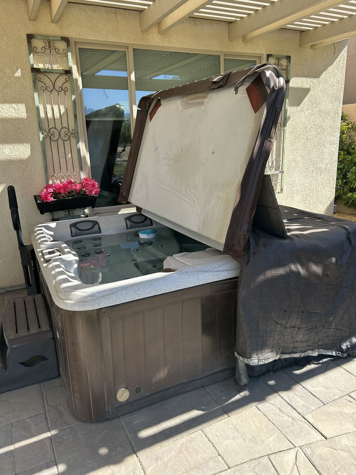 Hot Tub 6 Person Sundance spa/Jacuzzi