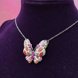 Crystal Butterfly Stationary Necklace 