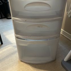 Sterilite Three Drawer Storage