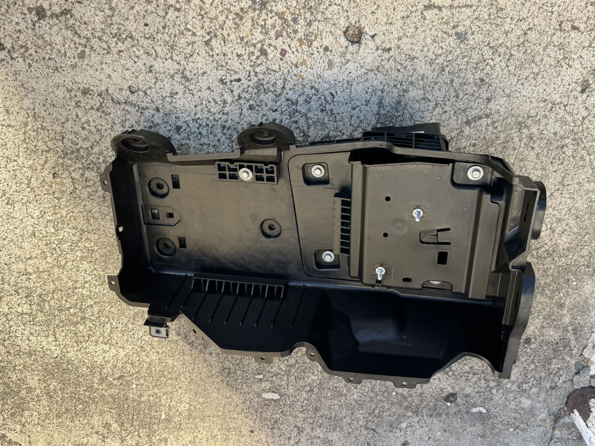 Jeep Gladiator OEM Battery Tray With Aux Battery Tray, Access Cover