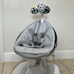 mamaRoo® multi-motion baby swing®