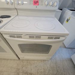 Ge Electric Stove Used Good Condition With 90day's Warranty  Thumbnail