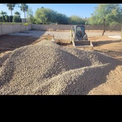 Rock Bobcat Skidsteer Dump Truck