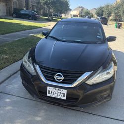 2016 Nissan Altima SR