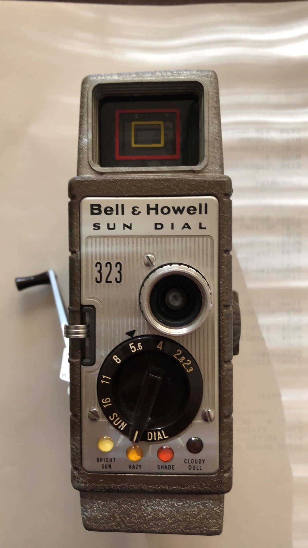 Vintage Bell & Howell Sun Dial 323