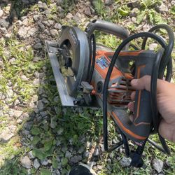 Right Hand Wired Circular Saw 