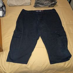 MEN'S OLD NAVY LONG SHORTS 32X32 USED