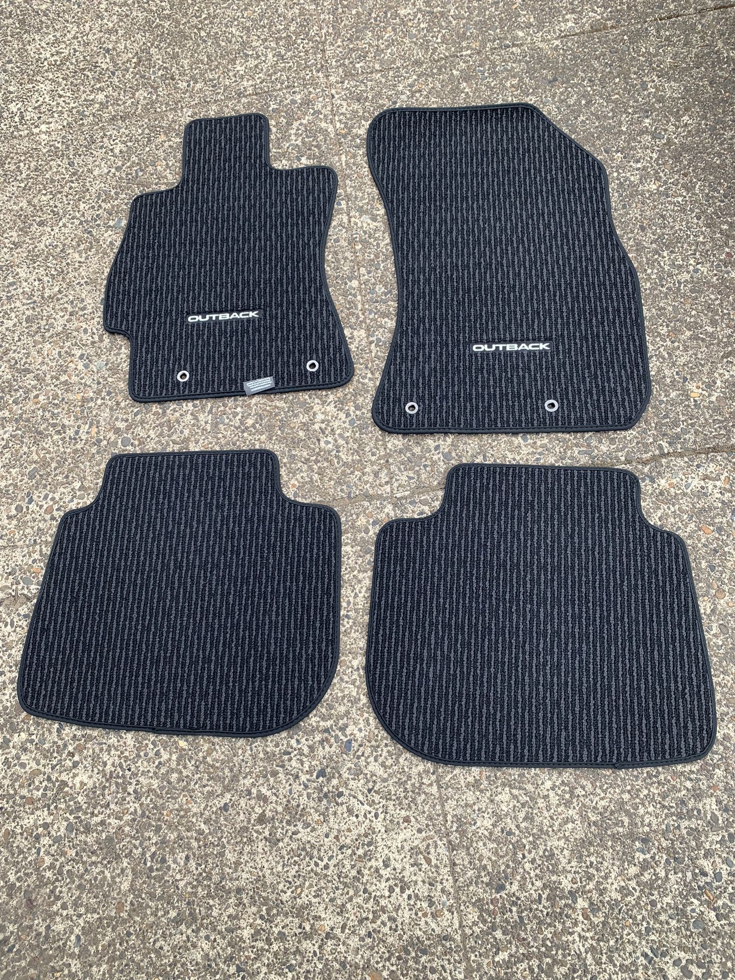 2015-2019 Subaru Outback Floor Mats