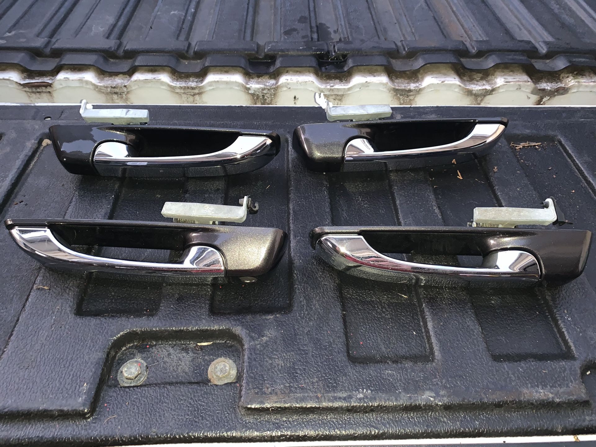 RAM 2015 chrome door handles. May fit other years as well.