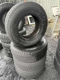 LT265-70-17 Set Of 4