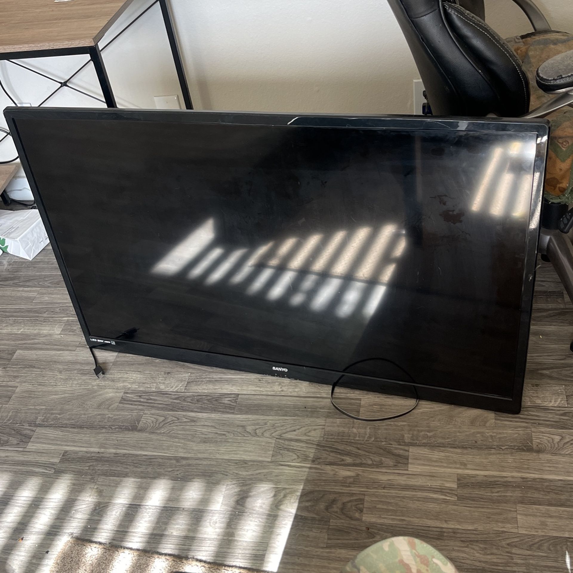 50in Flat screen for Sale in Broken Arrow, OK OfferUp