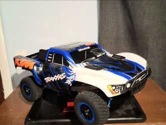 Traxxas slash 4x4 vxl
