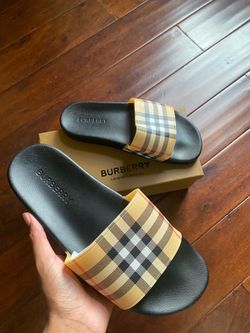 Burberry Slides Size 10