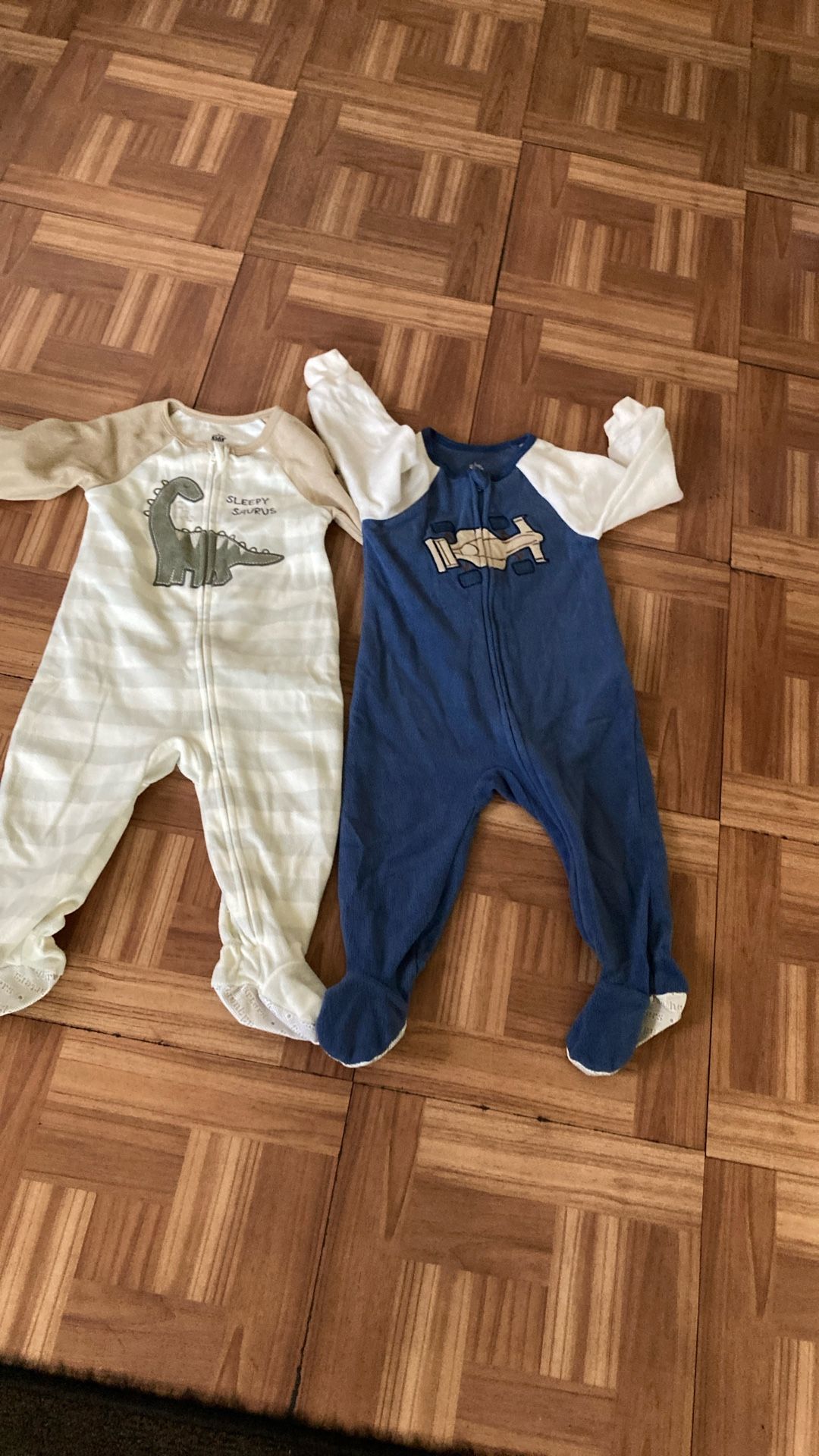 2 Baby Boys Pajama. Size. 18 Mo.
