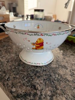 Winnie the pooh colander
