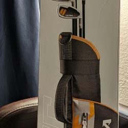 Ultra Junior Wilson Left Hand Golf Clubs - Medium Junior Set