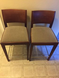 ANDREU WORLD 2 COUNTER STOOLS LIKE NEW MADE IN SPAIN