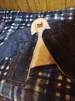 Men's Levi's jacket size Medium new $45