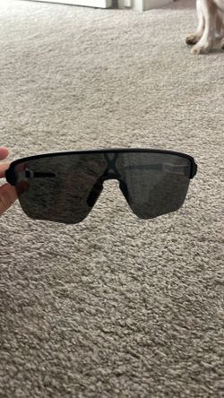 Oakley Sunglasses NWT 9415 Corridor white and black