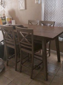 Dinning table
