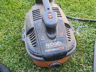 RIDGID 4-Gallon 5.0 HP Portable Wet/Dry Vac