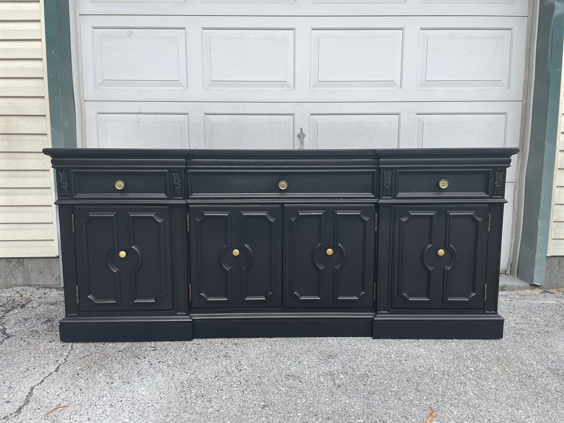 Refinished Black Buffet🔥