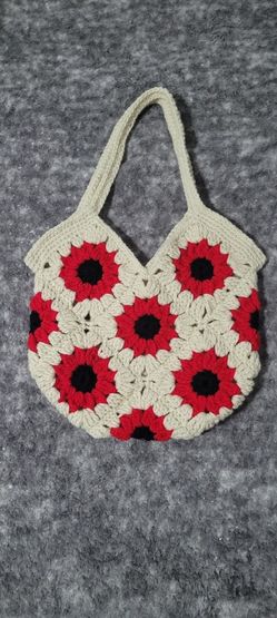 Crochet Bags Hand Made/ Bolsas A Crochet Hechas A Mano.