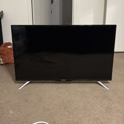 47in Hitachi LCD TV & PS4