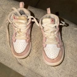 Toddler shoes Size 8c Nike