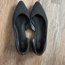 Women’s Black Flats