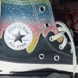 Preowned CONVERSE CTAS YOUTH size 13 GLITTER DRIP black hi-top sneaker shoes in good condition located off lake mead and Simmons area asking $10